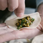 左手菜刀右手执笔